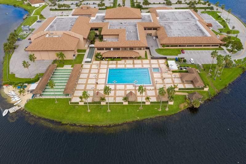 Building Photo - 801 SW 133rd Ter