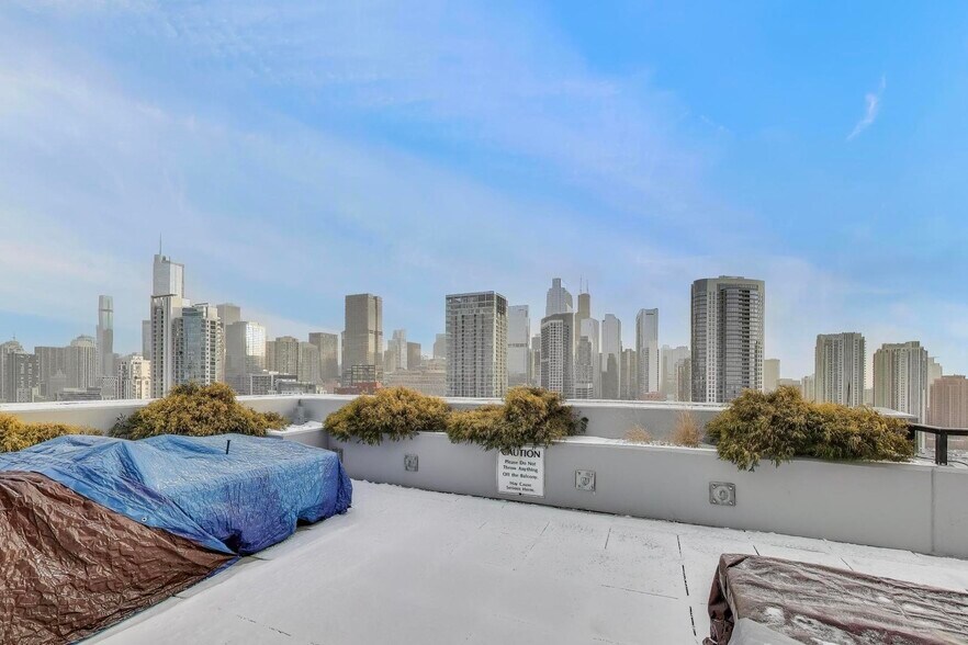 Building Photo - 435 W Erie St