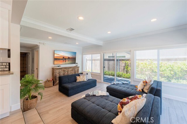 Building Photo - 16702 Carousel Ln