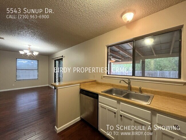 Building Photo - 5543 Sunup Dr