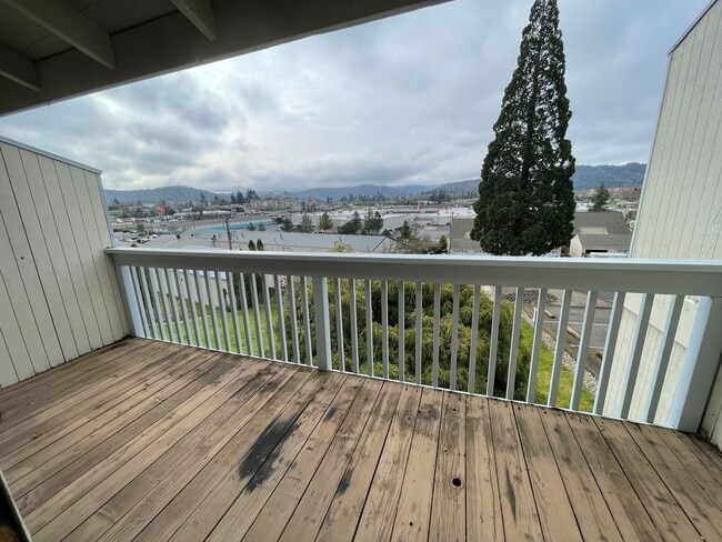 Building Photo - Payd27