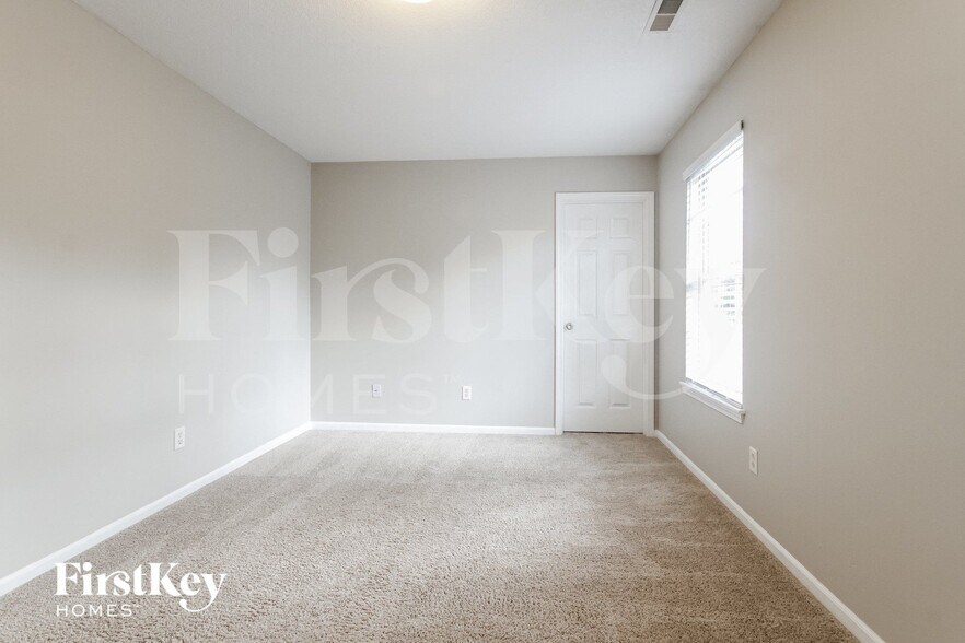 Building Photo - 778 Preakness Dr