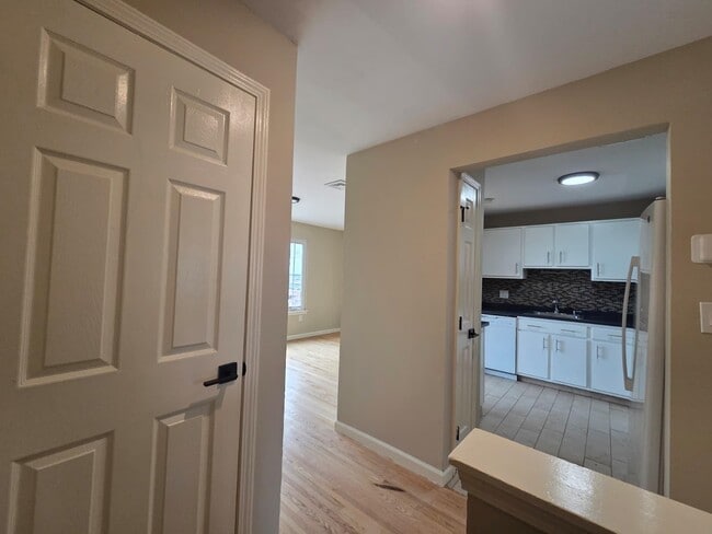 Building Photo - 7309 Dane Ct
