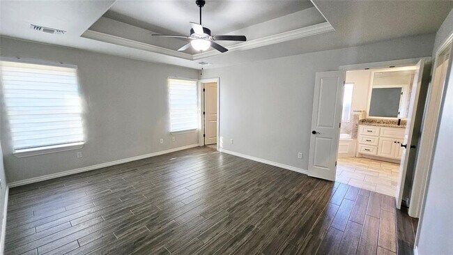 Building Photo - 9216 NW 90th St