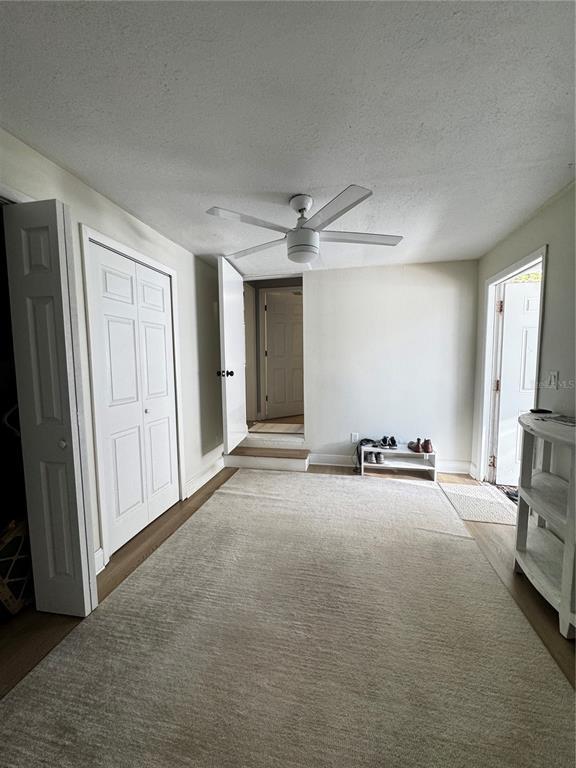 Building Photo - 3008 Hillview St