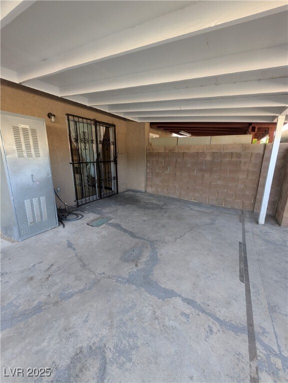 Building Photo - 4252 Rollingstone Dr