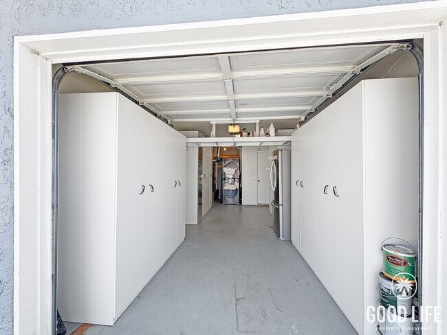 Building Photo - Sophisticated 2BD/2.5BA City Heights Home with Private Deck, Canyon Views & Soaking Tub