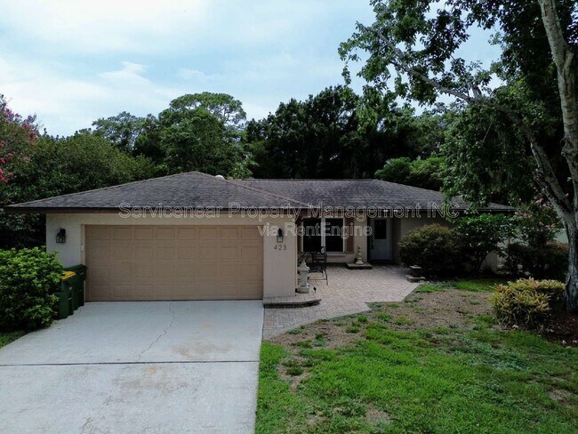 Building Photo - 423 Whispering Oaks Ct