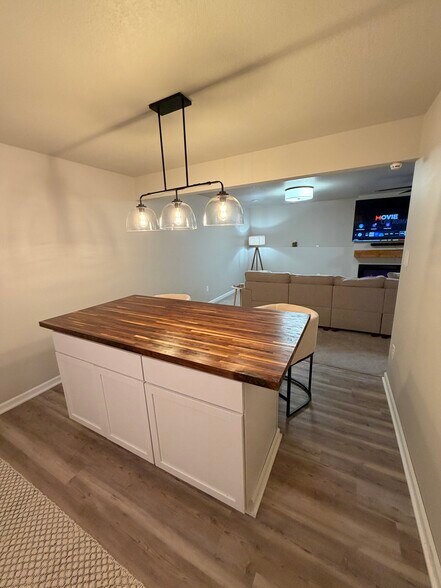 Building Photo - 4434 Honey Bee Rdg