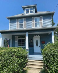 Building Photo - 3 bedroom home in Mckeesport