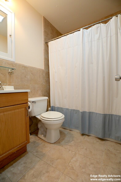 Primary Photo - 5 Delaware Pl