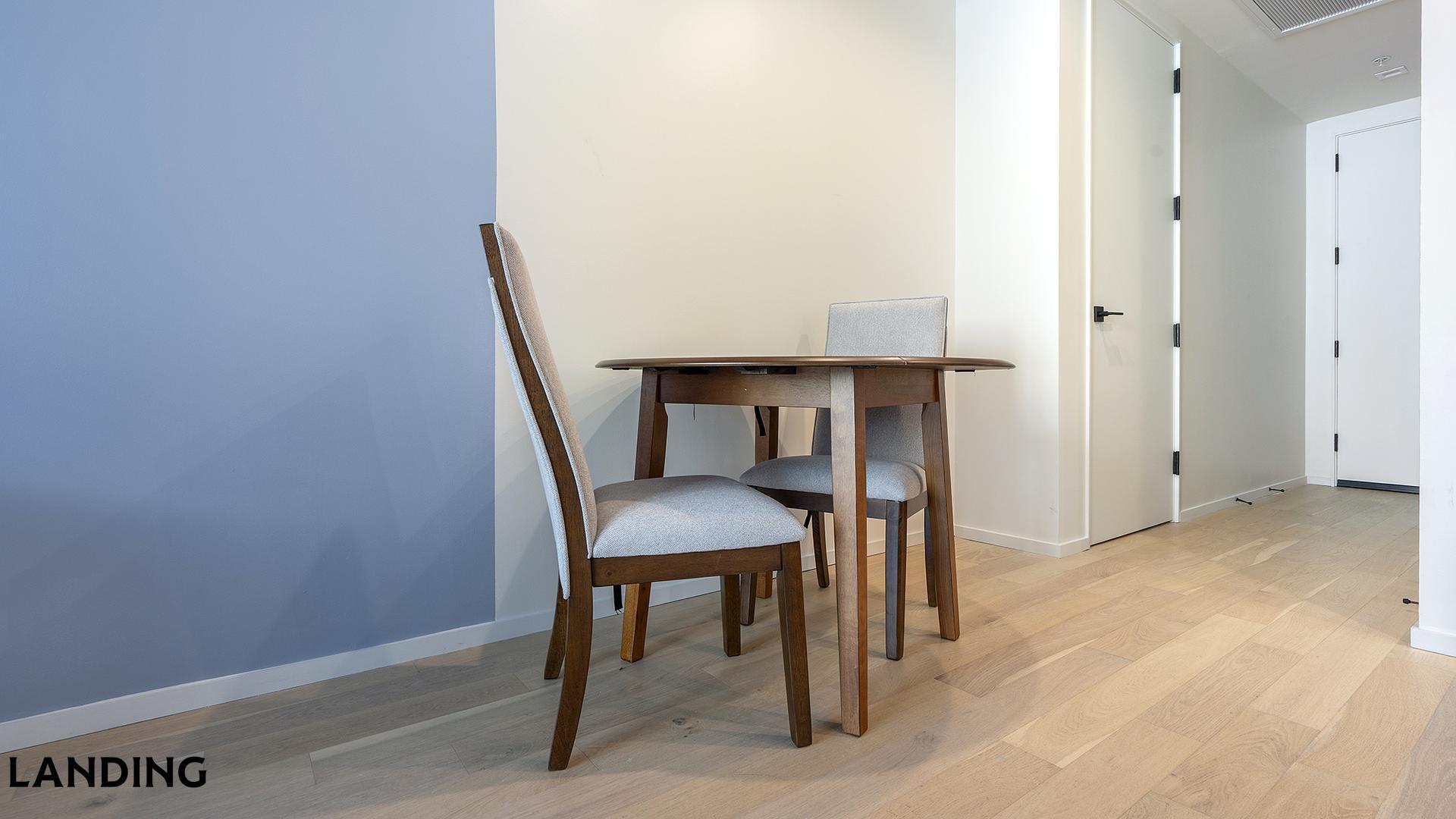 Building Photo - 143 E Commerce St