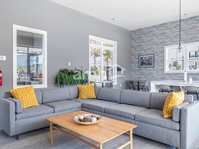 Building Photo - 5010 Franks Creek Way