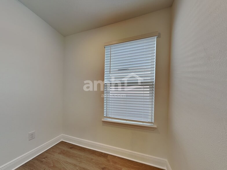 Building Photo - 6719 Atlantic Bch Ave