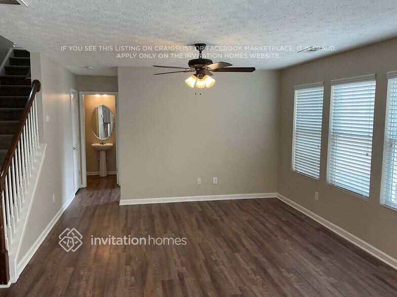 Building Photo - 3826 Holliwell Pass