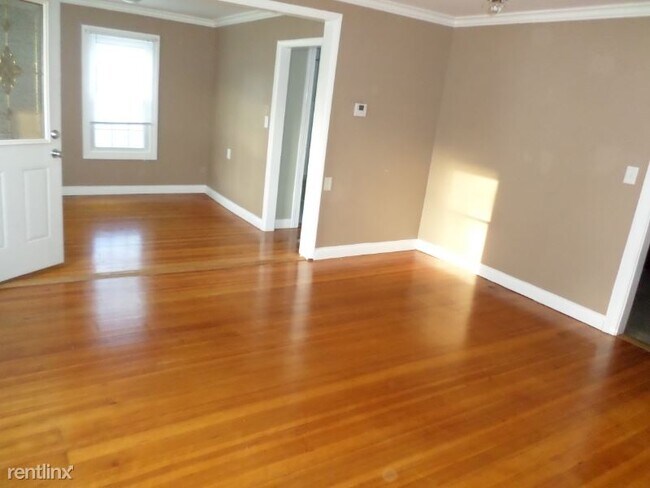 Primary Photo - 2 br, 1 bath House - 1734 north blvd.