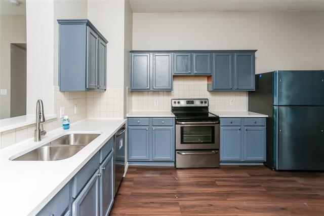 Building Photo - 3353 Stoneway Dr