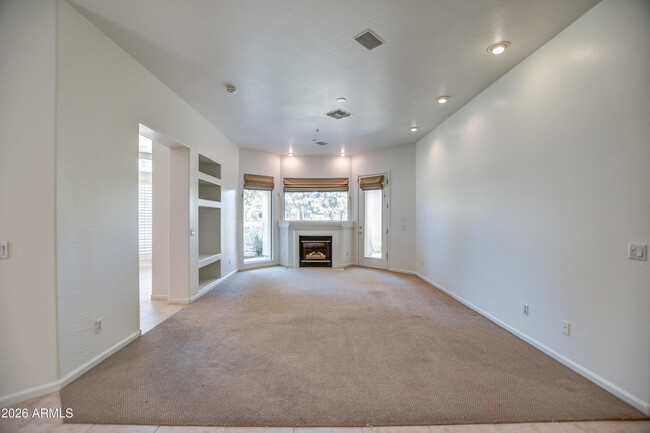 Building Photo - 7910 E Cholla St