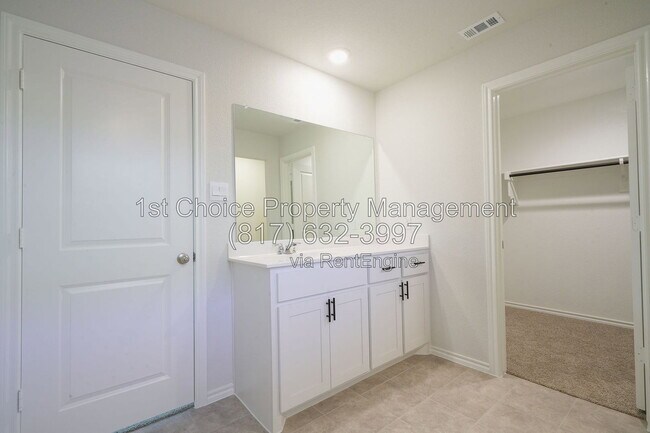 Building Photo - 713 Spaulding St