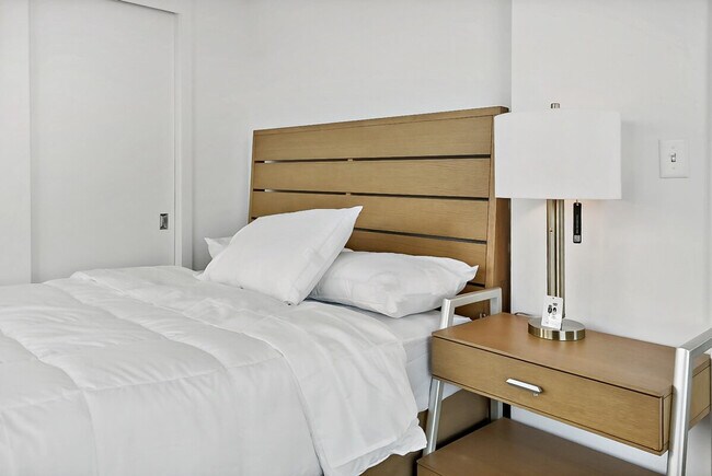 Building Photo - 2000 P St NW