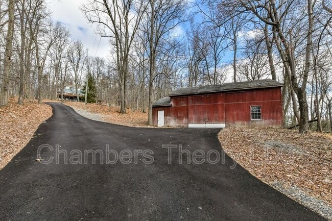 Building Photo - 34942 Charles Town Pike
