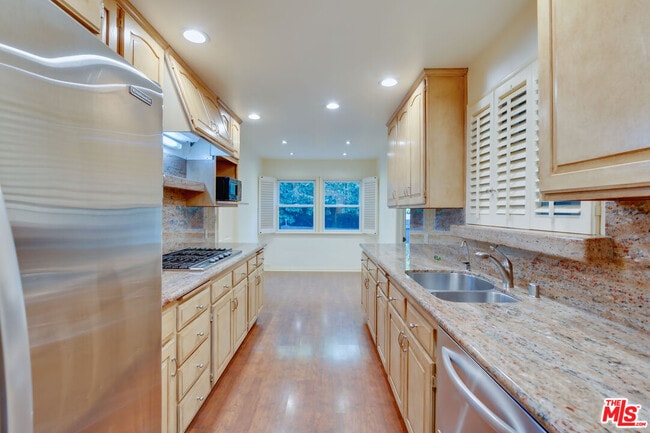 Building Photo - 12219 Octagon St