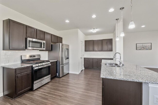 Building Photo - 1720 Navajo Song Ln