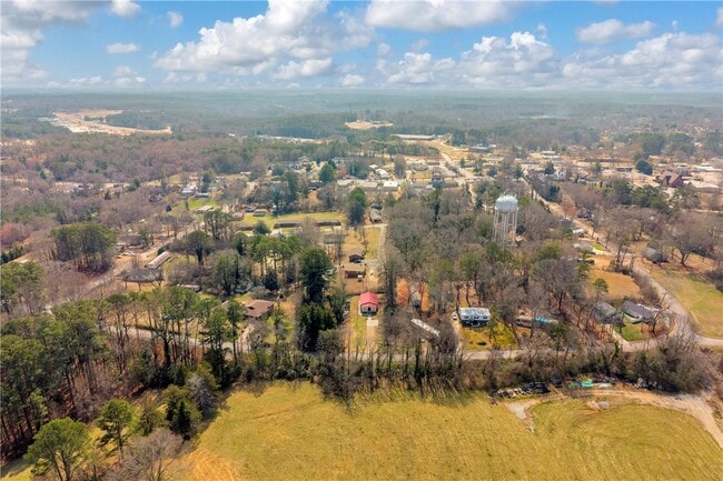 Building Photo - 307 Moore Ave