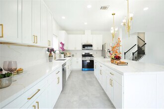 Building Photo - 9507 Flying Eagle Ct