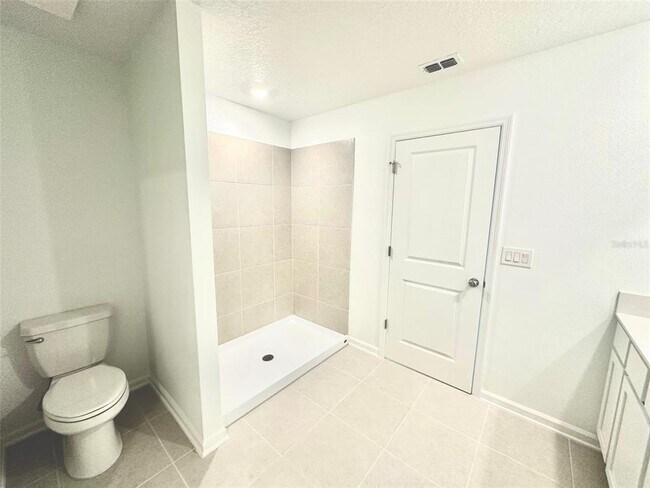 Building Photo - 1231 Belle Isle Ln