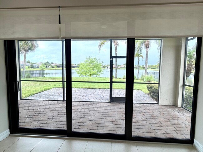 Building Photo - 2905 Siena Cir