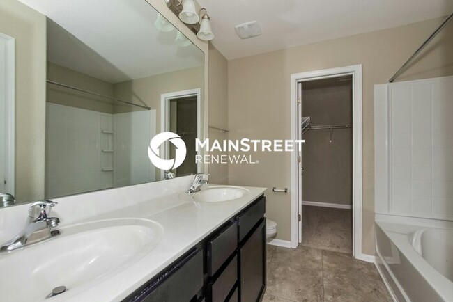 Building Photo - 4635 Montelena Dr