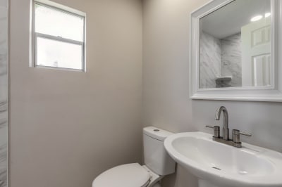 Building Photo - 623 Sherman Rd