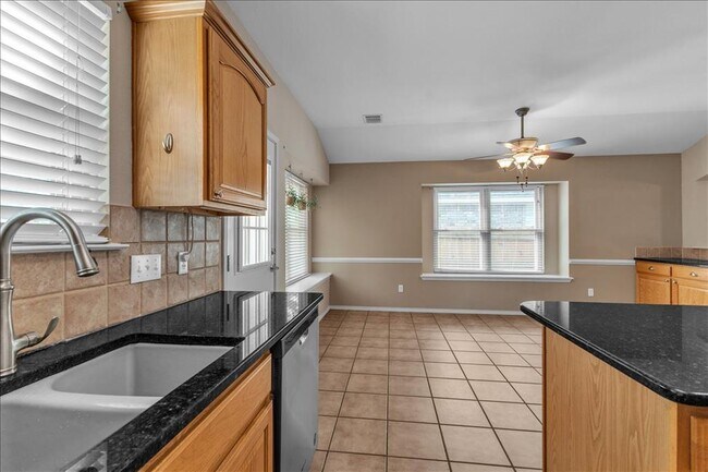 Building Photo - 3531 Roberto Clemente Ln