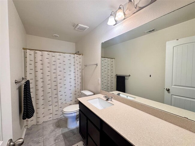 Building Photo - 16501 Brogan Ln