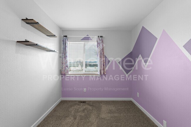Building Photo - Coming Soon First Week of September!! Beautiful 3-bedroom Home Next To Black Bay Park In Post Falls