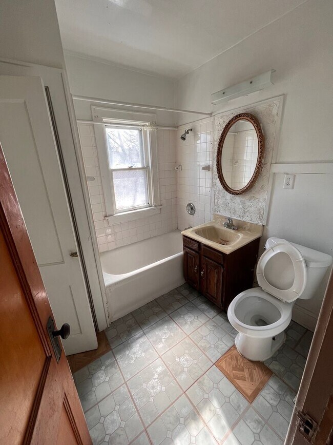 Building Photo - 2503 N 52nd St