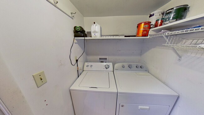 Washer/dryer Units - 2635 Fenton St
