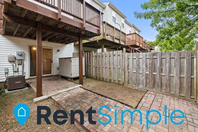 Building Photo - 14262 Newbern Loop