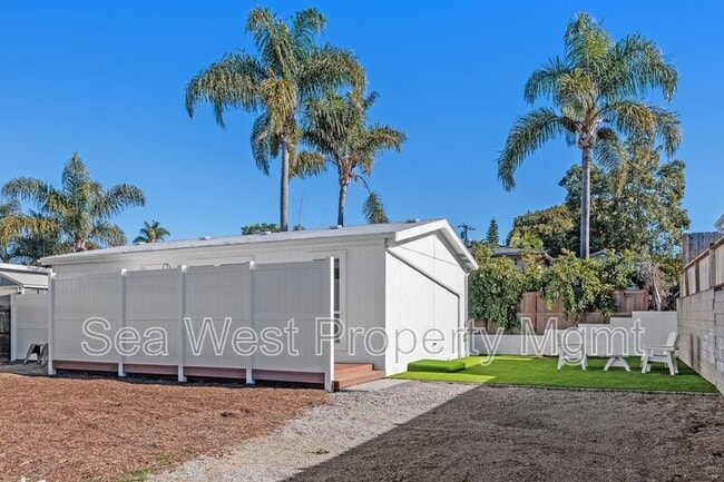 Building Photo - 767 Del Riego Ave