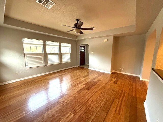 Building Photo - 13604 Caldwell Dr