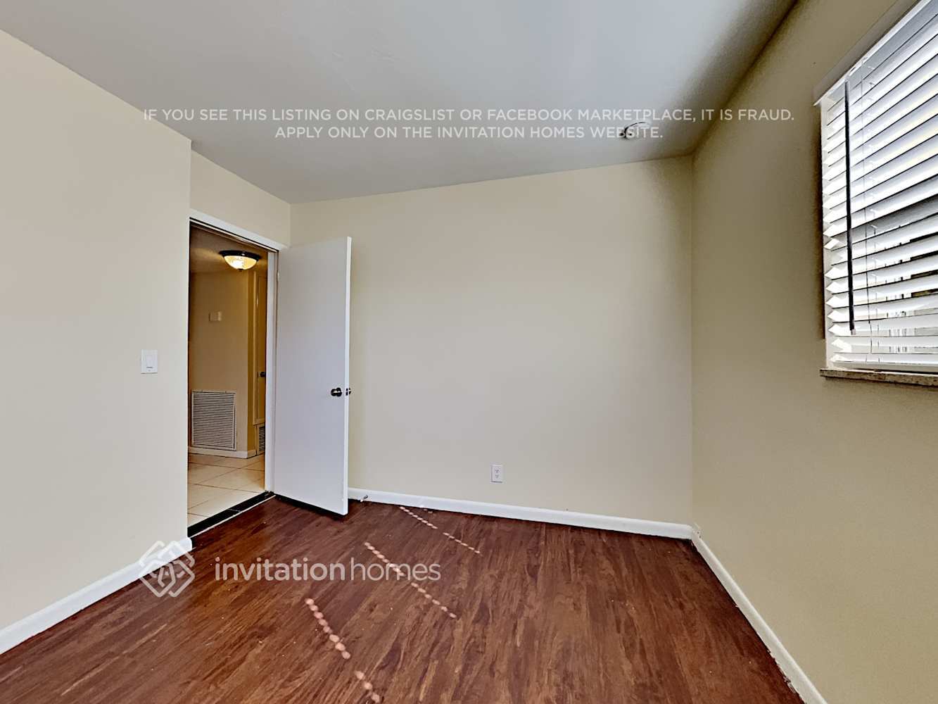 Building Photo - 4725 NW 2nd Ct