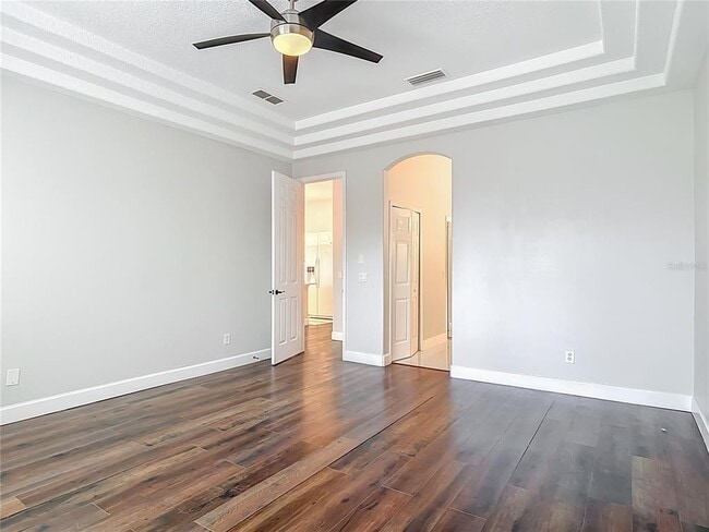 Building Photo - 6 Lionshead Dr