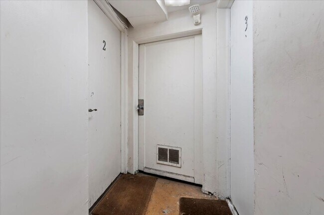 Building Photo - Javid Properties Triplex