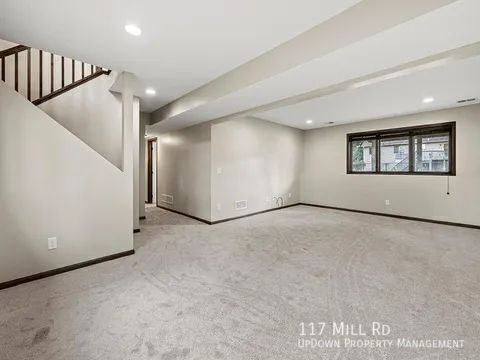 Building Photo - 117 Mill Rd