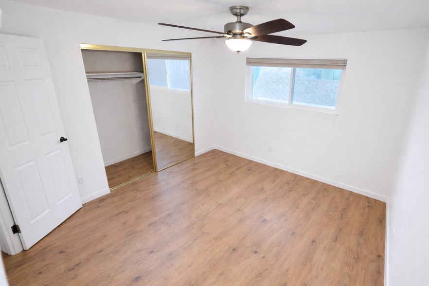 Building Photo - 434 Summerhill Ct