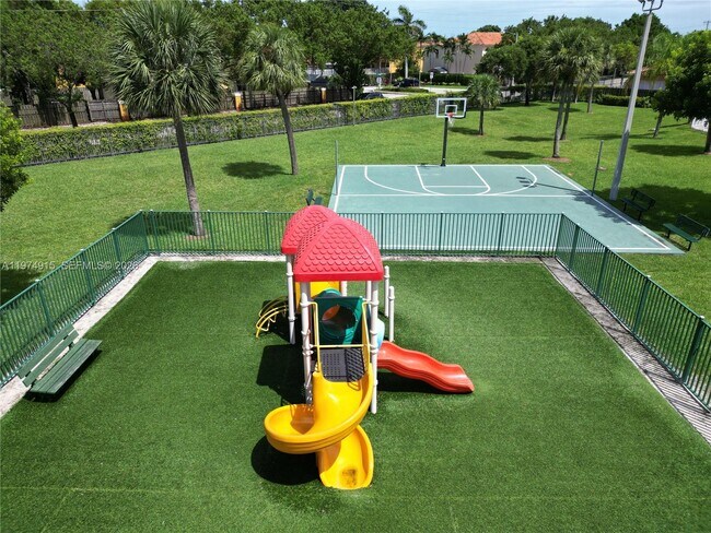 Building Photo - 10937 SW 181st Terrace