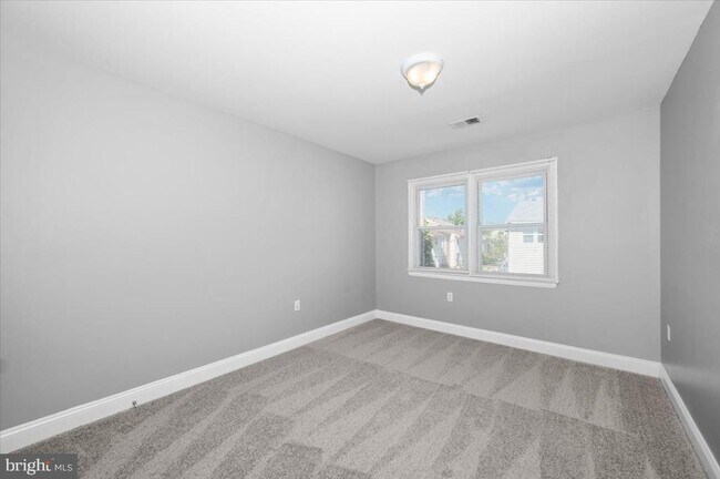 Building Photo - 6309 Arwen Ct