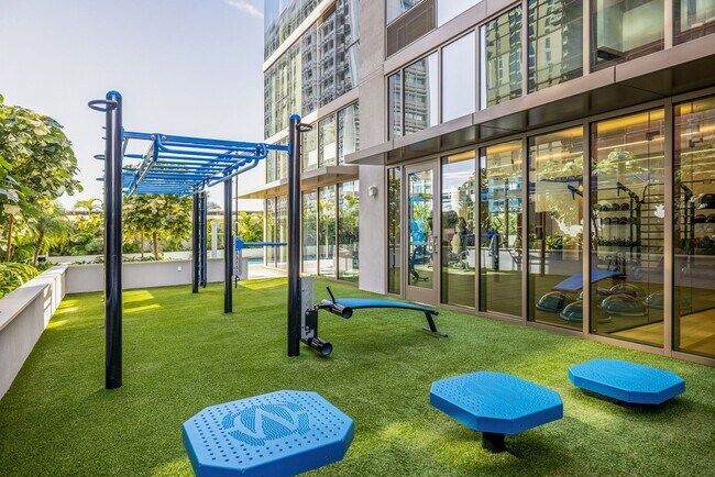 Building Photo - Sky Ala Moana West #1508 - Live in the heart of Honolulu!