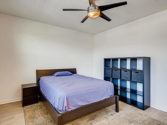 Building Photo - Bright and Modern 2 Bedroom Townhome in Otay Ranch!